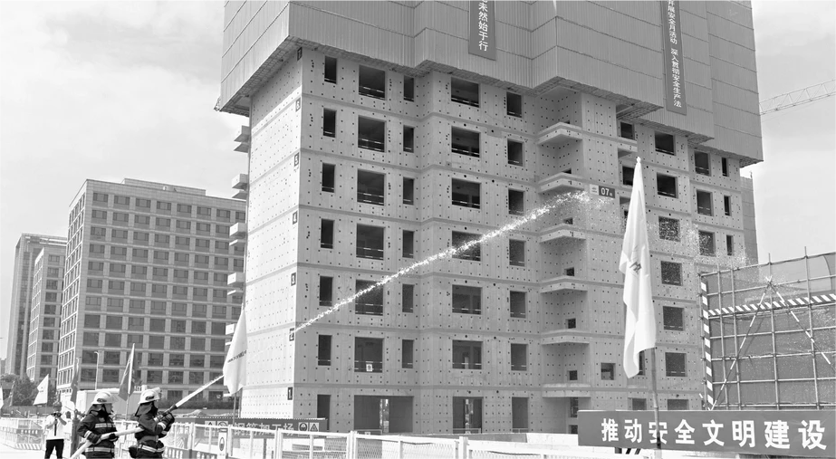 熱熔防水卷材不當施工易引發(fā)火災，防水施工多優(yōu)先選擇自粘卷材