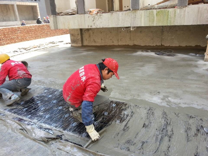 PFS反應粘濕鋪防水卷材